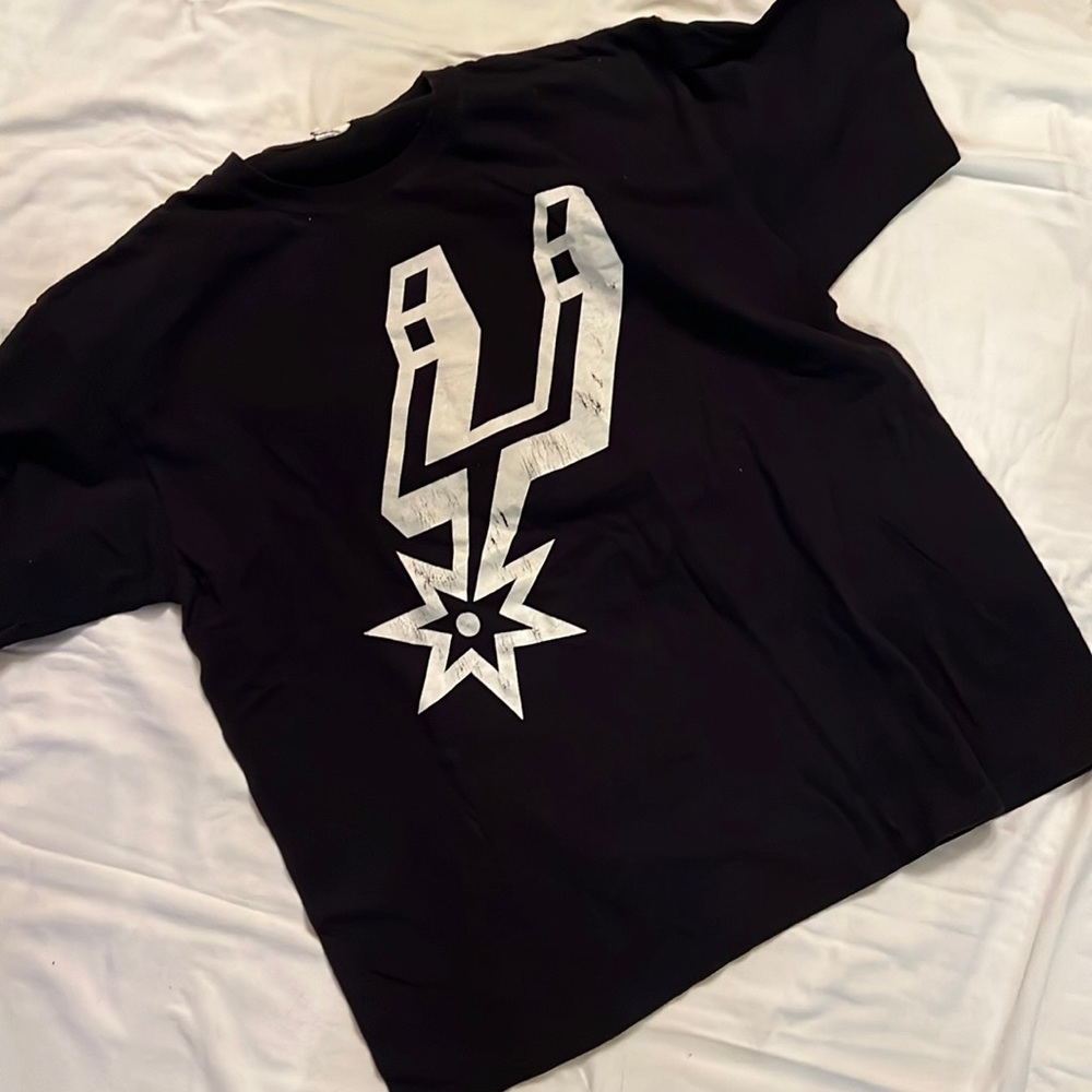 San Antonio Spurs basketball, short sleeve, T-shirt, size extra large